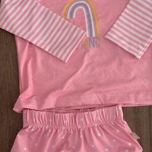 Biquini rosa arco-íris