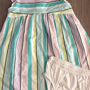 Vestido xadrez e calcinha